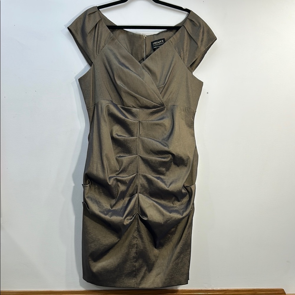 Gold Ruched Sweetheart Neckline dress beautiful